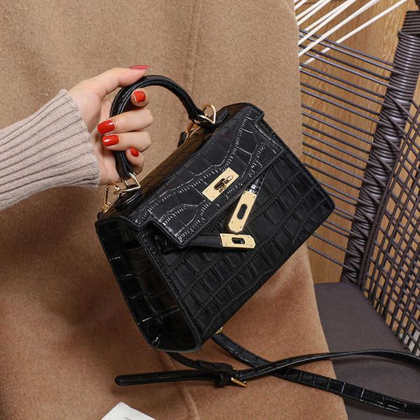 h bag designer bags h erme handbags viney leather women 2022 new fashion crossbody one shoulder women luxury hand versatile
h bag designer bags h erme handbags viney leather women 2022 new fashion crossbody one shoulder women luxury hand versatile