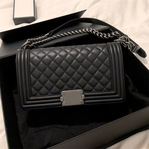 2023 classic models of women bags sheepskin caviar cowhide diamond shoulder crossbody women bags europe and the united states fashion handba
2023 classic models of women bags sheepskin caviar cowhide diamond shoulder crossbody women bags europe and the united states fashion handba