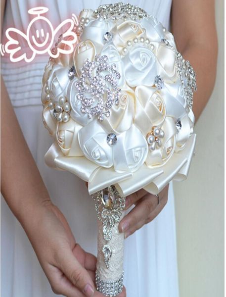 2021 wedding bridal bouquets with handmade flowers peals crystal rhinestone rose wedding supplies bride holding brooch bouq6228758
2021 wedding bridal bouquets with handmade flowers peals crystal rhinestone rose wedding supplies bride holding brooch bouq6228758