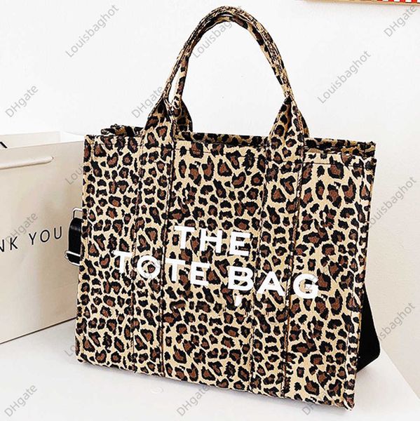 marc the tote bag designer bags mj single totes designer bag women casual canvas fashion shoulder bag crossbody bag shopping handbag 4 model
marc the tote bag designer bags mj single totes designer bag women casual canvas fashion shoulder bag crossbody bag shopping handbag 4 model