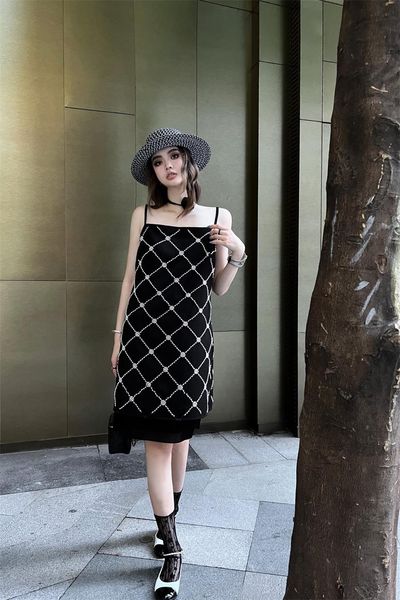 chan new designer dress summer dresses for women 2023 sling tube dress designer fashion dresses bohemian dress dinner party dress mother, White;black
chan new designer dress summer dresses for women 2023 sling tube dress designer fashion dresses bohemian dress dinner party dress mother, White;black