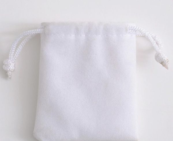 3 sizes pure white velvet jewelry pouch gift present package fit for necklace bracelet earring christmas bags5804749, Pink;blue
3 sizes pure white velvet jewelry pouch gift present package fit for necklace bracelet earring christmas bags5804749, Pink;blue