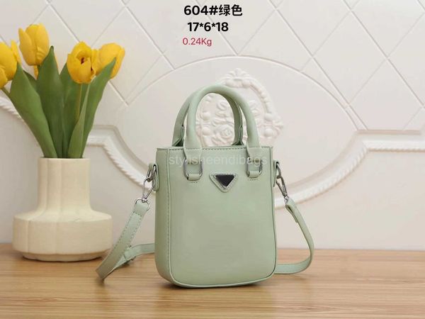 stylisheendibags shoulder bags designers handbags purses embossed letter crossbody quality women underarm bag
stylisheendibags shoulder bags designers handbags purses embossed letter crossbody quality women underarm bag