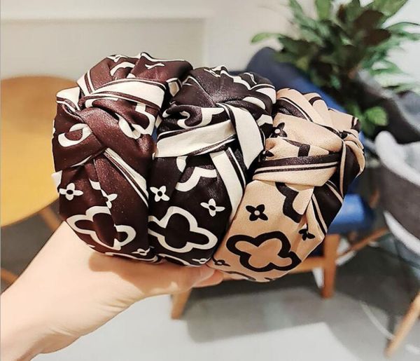 3 colors girls designer flower print headbands fashion knotted headband hair hoop headwear accessories for female women whole6165437, Silver
3 colors girls designer flower print headbands fashion knotted headband hair hoop headwear accessories for female women whole6165437, Silver