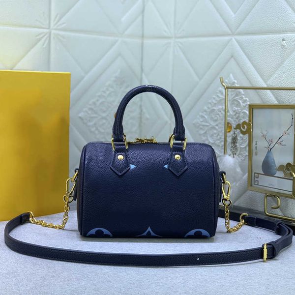 fashion boston bag tote handbag classic pressed women single shoulder cross bag m46397 m46575 m58958 r bags pillow bags adjustable strap
fashion boston bag tote handbag classic pressed women single shoulder cross bag m46397 m46575 m58958 r bags pillow bags adjustable strap