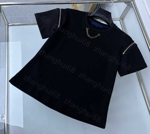 23ss tee womens t-shirt womens designer clothing round neck pure cotton shoulder double zipper chain decoration short sleeve t-shirt womens, White
23ss tee womens t-shirt womens designer clothing round neck pure cotton shoulder double zipper chain decoration short sleeve t-shirt womens, White