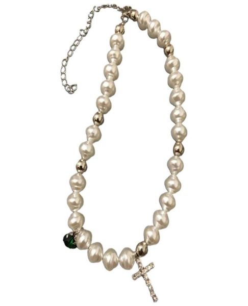 irregular imitation pearls necklace elegant jewelry rhinestone cross crystal pendant choker chokers6054365, Golden;silver
irregular imitation pearls necklace elegant jewelry rhinestone cross crystal pendant choker chokers6054365, Golden;silver