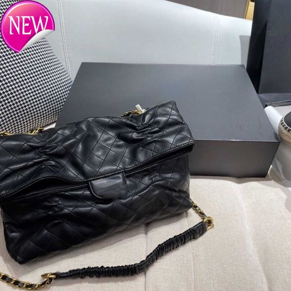 women's brand designers shoulder bags tote 2023 new fashion ringer texture gold strap chain envelope bag portable cross-body bag factor
women's brand designers shoulder bags tote 2023 new fashion ringer texture gold strap chain envelope bag portable cross-body bag factor