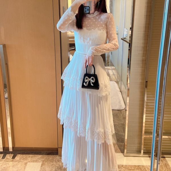 auths-elf portrait lace embroidered chiffon long sleeve caution machine high waist slim fit dress, Black;gray
auths-elf portrait lace embroidered chiffon long sleeve caution machine high waist slim fit dress, Black;gray