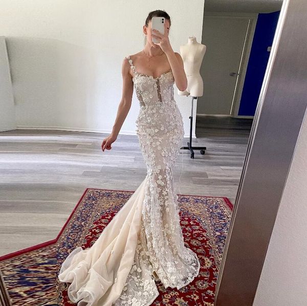 modern bohemain mermaid wedding dresses backless corset back 3d floral lace sweep train beach garden fishtail bridal gown, White
modern bohemain mermaid wedding dresses backless corset back 3d floral lace sweep train beach garden fishtail bridal gown, White