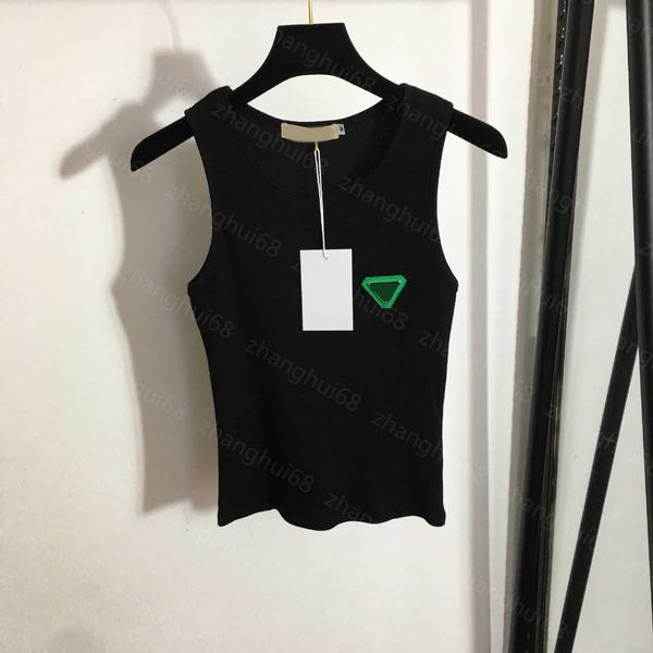 23ss womens tanks womens designer clothing vest tank vests summer new chest triangle letter slim-fit cotton vest womens clothes, White
23ss womens tanks womens designer clothing vest tank vests summer new chest triangle letter slim-fit cotton vest womens clothes, White