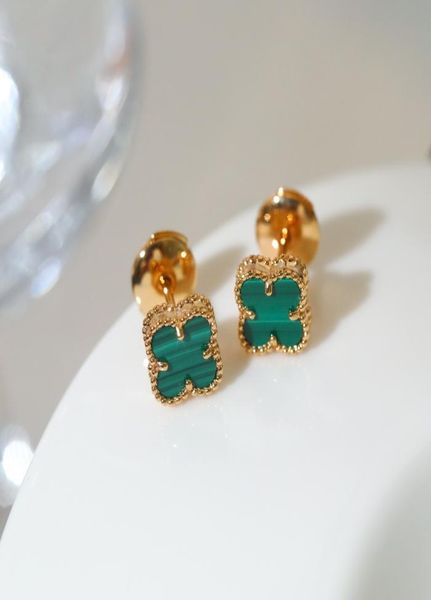 earrings designer fourleaf clover stud titanium steel malachite gilt rose gold fritillaria fashion ladies luxurious jewelry party3614627, Golden;silver
earrings designer fourleaf clover stud titanium steel malachite gilt rose gold fritillaria fashion ladies luxurious jewelry party3614627, Golden;silver