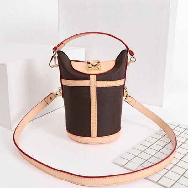 ladies fashion casual designer bags handbags totes clutch bags women leather bucket bag shoulder bags cross body messenger bag handbag purse
ladies fashion casual designer bags handbags totes clutch bags women leather bucket bag shoulder bags cross body messenger bag handbag purse