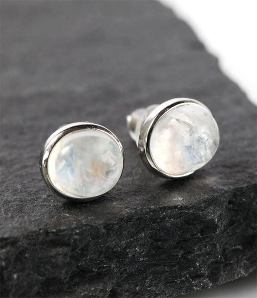 spring moonlight stone earrings moonstone ear studs elongated shi baoshi earrings8987889, Golden;silver
spring moonlight stone earrings moonstone ear studs elongated shi baoshi earrings8987889, Golden;silver