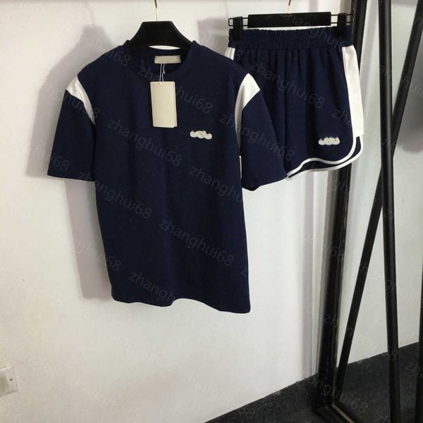 23ss women shorts sets womens designer clothing casual suit logo embroidered short sleeve t-shirt casual shorts set women clothes, White
23ss women shorts sets womens designer clothing casual suit logo embroidered short sleeve t-shirt casual shorts set women clothes, White