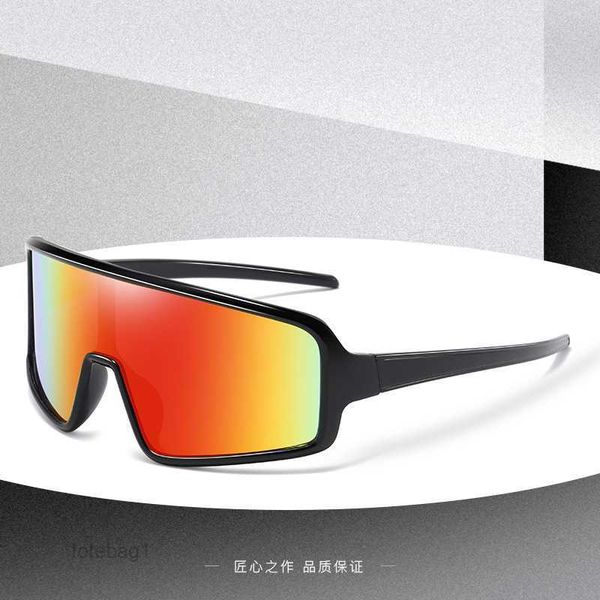 2023 new men's sunglasses large frame fashion cycling sports windproof glasses j8z7, White;black
2023 new men's sunglasses large frame fashion cycling sports windproof glasses j8z7, White;black