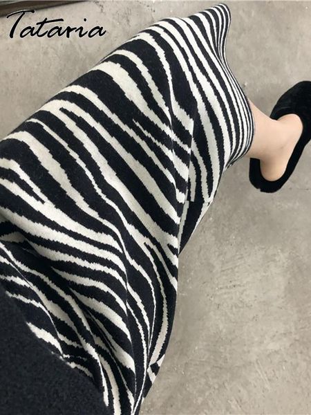 dresses zebra stripe women midi knitted skirt female high waist vintage pleated skirt women knitted straight animal print ladies skirt, White;black
dresses zebra stripe women midi knitted skirt female high waist vintage pleated skirt women knitted straight animal print ladies skirt, White;black