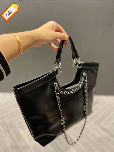 women's brand designer handbags shoulder bags tote new multi-functional large capacity shopping bag fashion leather shoulders crossbody
women's brand designer handbags shoulder bags tote new multi-functional large capacity shopping bag fashion leather shoulders crossbody