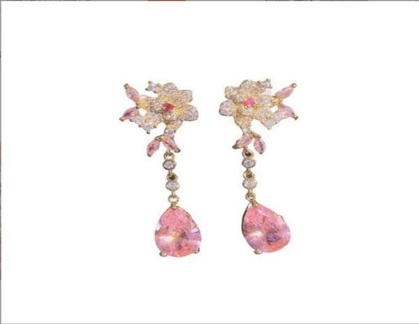 chandelier flower goldplated threedimensional rose pink dropshaped crystal long chain 2022 new niche design inlaid gemstone ear7065922, Silver
chandelier flower goldplated threedimensional rose pink dropshaped crystal long chain 2022 new niche design inlaid gemstone ear7065922, Silver