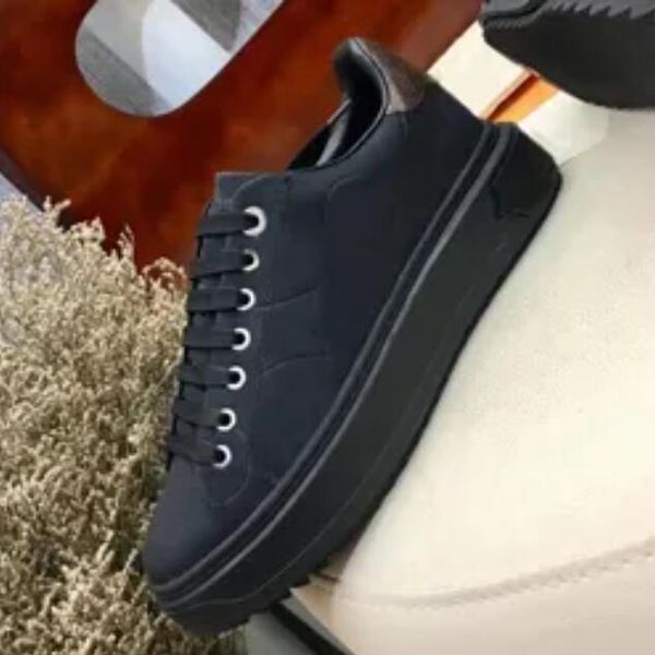 designer men's shoes fashion platform oversized sports shoes white and black men's and women's sports shoes luxury velvet sue
designer men's shoes fashion platform oversized sports shoes white and black men's and women's sports shoes luxury velvet sue