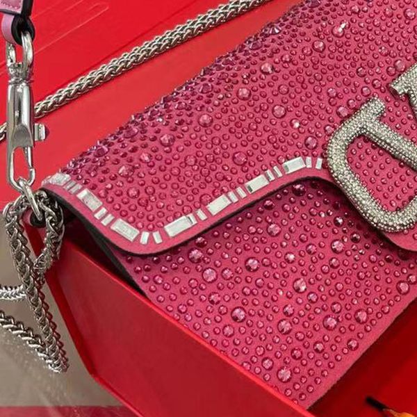 designers leather handbag chain bag with diamond women luxurys fashion bags female classic girl handbags
designers leather handbag chain bag with diamond women luxurys fashion bags female classic girl handbags