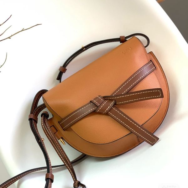gate designers bags fashion saddle shoulder bag strap leather womens mens crossbody bags luxurys tote handbag moon vanity satchel bag handba
gate designers bags fashion saddle shoulder bag strap leather womens mens crossbody bags luxurys tote handbag moon vanity satchel bag handba