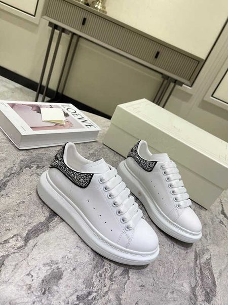 2023r casual shoes mens multi-color lace-up sports shoes fashion running shoes soft and comfortable platform shoes, Black
2023r casual shoes mens multi-color lace-up sports shoes fashion running shoes soft and comfortable platform shoes, Black