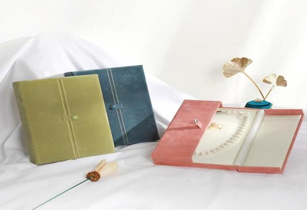 velvet big necklace gift box pearl necklaces jewelry boxes vintage double open jewelry packaging cases display organizer7048740, Black;white
velvet big necklace gift box pearl necklaces jewelry boxes vintage double open jewelry packaging cases display organizer7048740, Black;white