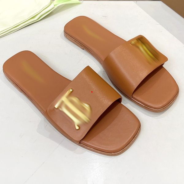 2023 fashion designer slippers women sliders foam runners pure sandals resin runners sliders 35-40 with box -506, Black 
2023 fashion designer slippers women sliders foam runners pure sandals resin runners sliders 35-40 with box -506, Black