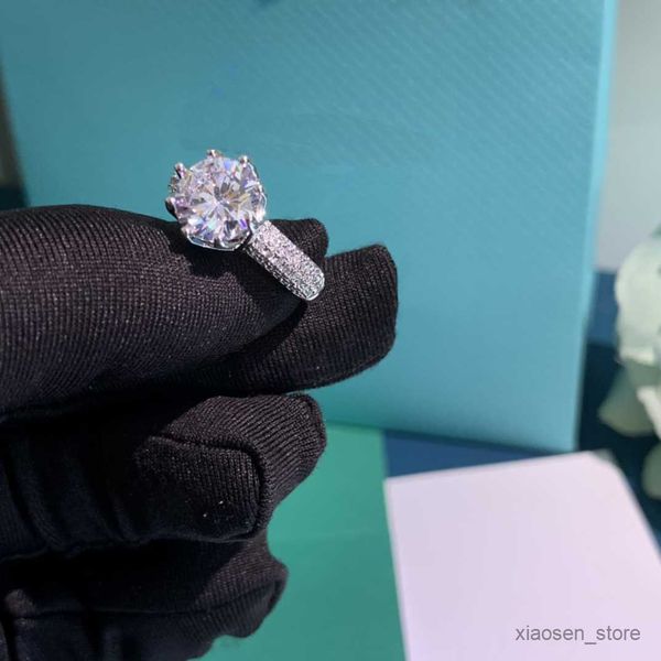 wedding rings luxurys designers ring luxury jewelry couple style designer ring for women wedding r230627, Slivery;golden
wedding rings luxurys designers ring luxury jewelry couple style designer ring for women wedding r230627, Slivery;golden