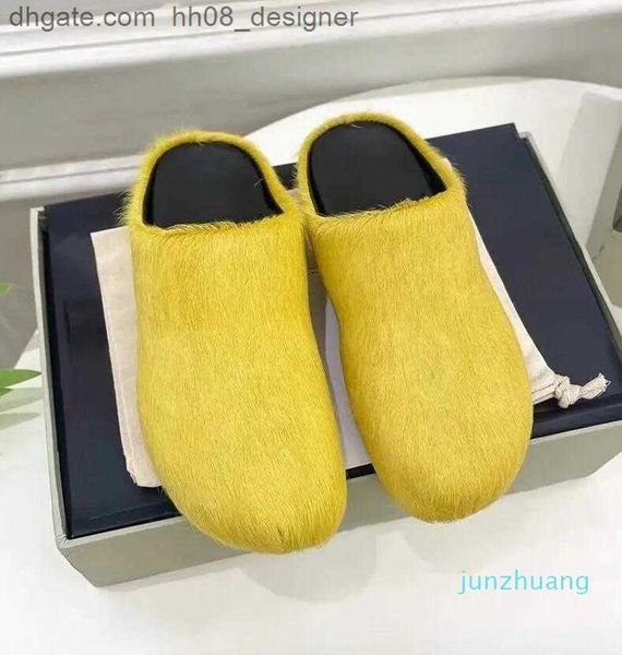 2023 marni horse hair slippers mens womens sandals clogs designer fashion leather flat heel comfortable outdoor driving 44 one foot stirrup, White
2023 marni horse hair slippers mens womens sandals clogs designer fashion leather flat heel comfortable outdoor driving 44 one foot stirrup, White