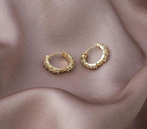 fashion zircon small hoop earrings creative simple and elegant campus jewelry accessories huggie5163461, Golden;silver
fashion zircon small hoop earrings creative simple and elegant campus jewelry accessories huggie5163461, Golden;silver