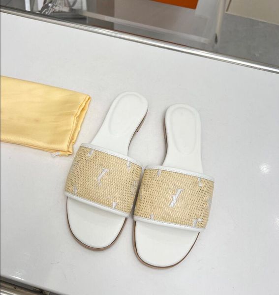 luxury revival flat mules slippers pool pillow comfort leather slides flat rubber waterfront summer beach sandals flip flops size 35-42, Black
luxury revival flat mules slippers pool pillow comfort leather slides flat rubber waterfront summer beach sandals flip flops size 35-42, Black