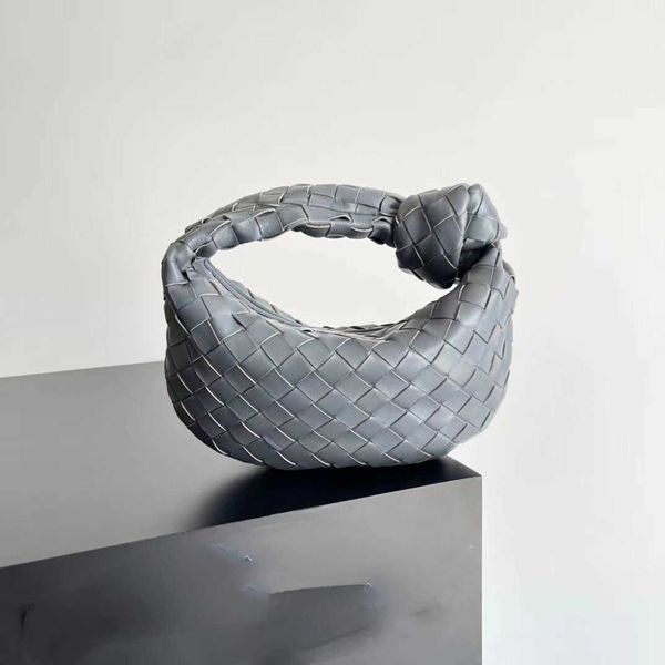 designers bag veneta bottega mini hopo jodie underarm bag sheepskin woven handbag leather knot bag summer versatile
designers bag veneta bottega mini hopo jodie underarm bag sheepskin woven handbag leather knot bag summer versatile