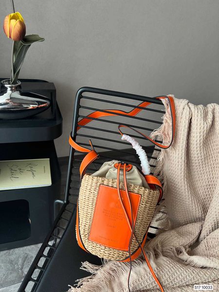 women luxurys fashion woody tote designers shopping bags c element letter thread travel handbags shoulder bags crossbody large beach bag 14*
women luxurys fashion woody tote designers shopping bags c element letter thread travel handbags shoulder bags crossbody large beach bag 14*