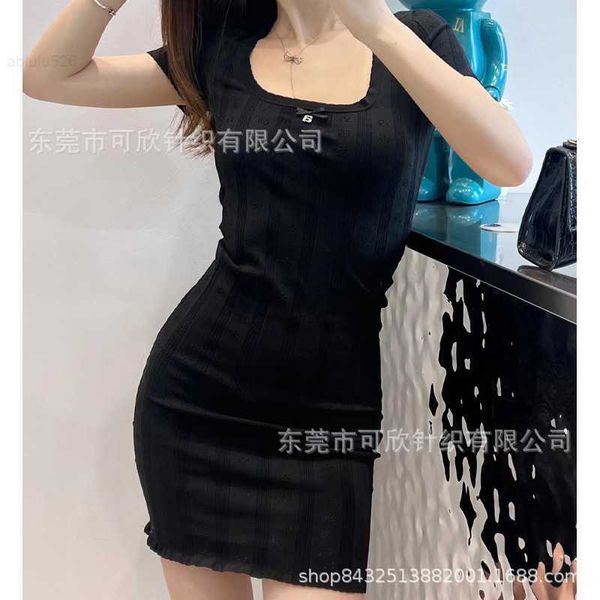 dawangjia knitted round neck short sleeve pit stripe thin dress shows thin temperament short skirt new for summer 2023, Black;gray
dawangjia knitted round neck short sleeve pit stripe thin dress shows thin temperament short skirt new for summer 2023, Black;gray