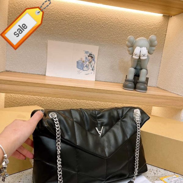 woman's brand brand designer loulou bags handbags shoulder crossbody bag tote new fashion texture leather multifunctional messenger bag
woman's brand brand designer loulou bags handbags shoulder crossbody bag tote new fashion texture leather multifunctional messenger bag