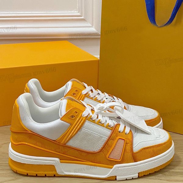 designer casual shoes luxury brand men's and women's travel cowhide fashion fitness white sneakers 457y, Black
designer casual shoes luxury brand men's and women's travel cowhide fashion fitness white sneakers 457y, Black