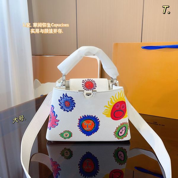 m21691 yk capucines bb designer shoulder bag taurillon leather infinity dots print luxury handbag lady purse woman cross body
m21691 yk capucines bb designer shoulder bag taurillon leather infinity dots print luxury handbag lady purse woman cross body