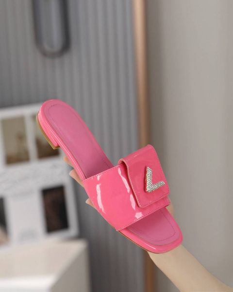 designer beach shoes coachs luis women's fashion sandals women's slides vuttonity outdoor casual slippers l10
designer beach shoes coachs luis women's fashion sandals women's slides vuttonity outdoor casual slippers l10