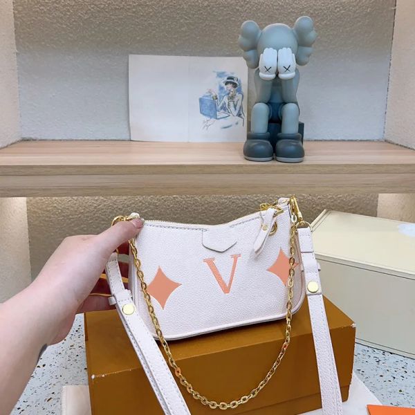 designer womens shoulder bag luxury pochette felicie handbags embossed flower empreinte leather mini chain crossbody bags ladies fashion pur
designer womens shoulder bag luxury pochette felicie handbags embossed flower empreinte leather mini chain crossbody bags ladies fashion pur