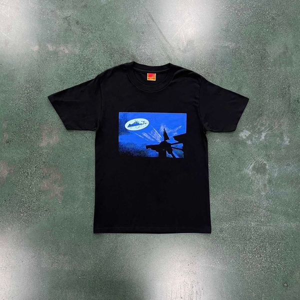 cort demon island batman t-shirt eiz, White;black