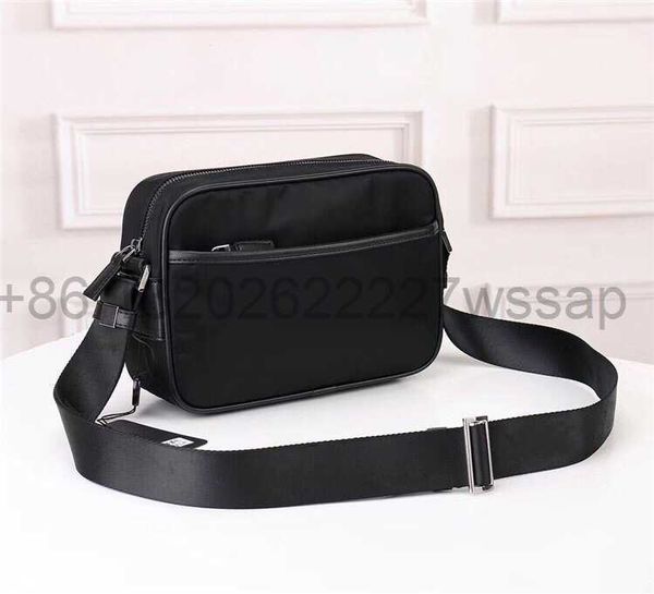 new excellent quality cross body bag for men purse orignal messenger bag satchel waterproof man shoulder bag parachute fabric purse
new excellent quality cross body bag for men purse orignal messenger bag satchel waterproof man shoulder bag parachute fabric purse