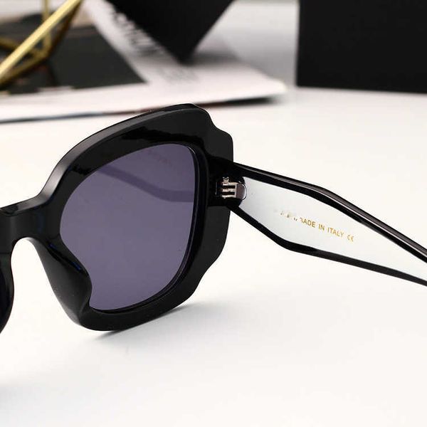 wholesale of fashionable p-letter men's trendy street pgraphy high-end for women's personalized wearing sunglasses{category}, White;black
wholesale of fashionable p-letter men's trendy street pgraphy high-end for women's personalized wearing sunglasses{category}, White;black