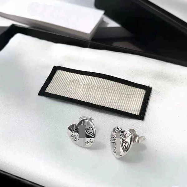 sterling silver love fearless flower and bird pattern heart shaped made old fashion versatile net red earrings, Golden
sterling silver love fearless flower and bird pattern heart shaped made old fashion versatile net red earrings, Golden