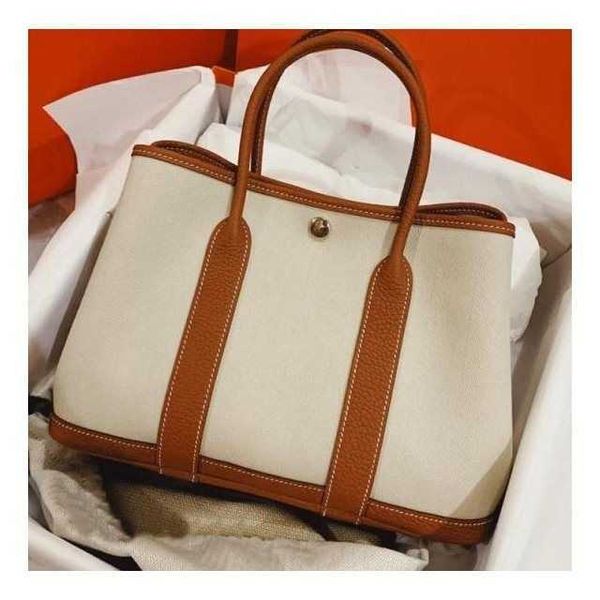 factory wholesale designer h ormes totes handbags brand 2023 new genuine leather womens bag one shoulder oblique cross tote versatile canvas
factory wholesale designer h ormes totes handbags brand 2023 new genuine leather womens bag one shoulder oblique cross tote versatile canvas