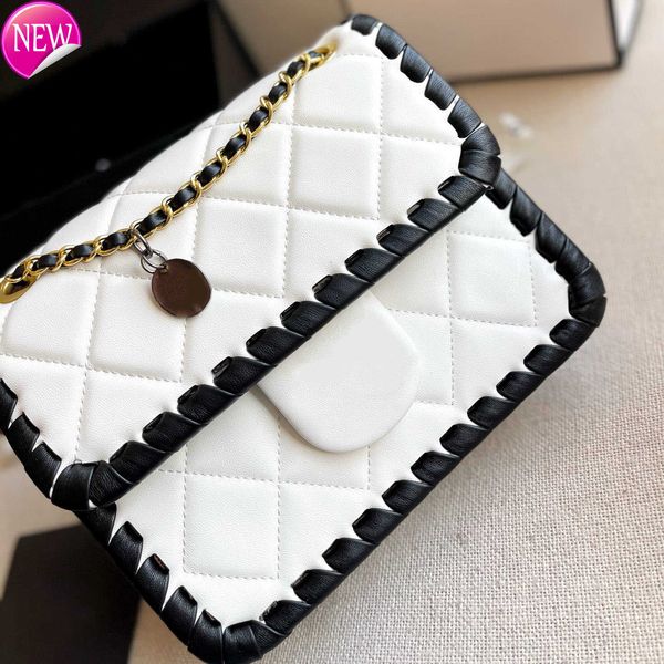 women's brand designer bags shoulder bags tote 2023 new fashion tofu clamshell bag texture cowhide bright hardware chain crossbody bag
women's brand designer bags shoulder bags tote 2023 new fashion tofu clamshell bag texture cowhide bright hardware chain crossbody bag