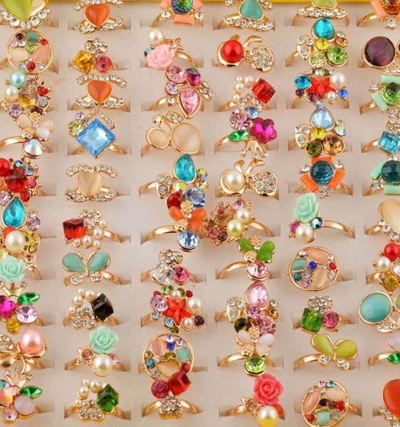 20pcs diamond jewelry stores rings for women girls 2018 s ring women with rhinestones mix colors whole bijoux femme gi2595430, Silver
20pcs diamond jewelry stores rings for women girls 2018 s ring women with rhinestones mix colors whole bijoux femme gi2595430, Silver