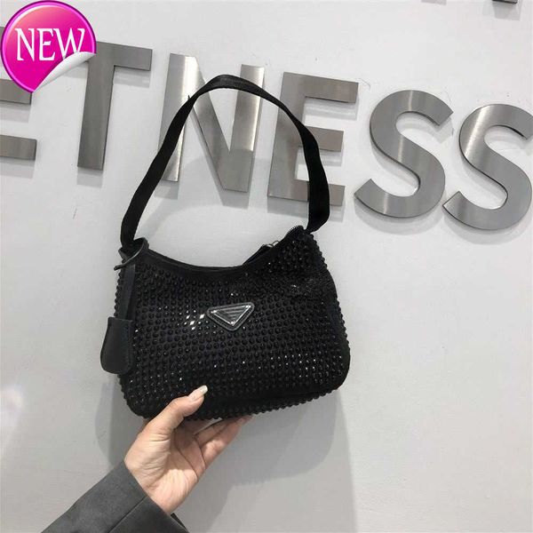 women's brand designer shoulder bags crossbody bag tote new fashion all-match all-diamond nylon handbag portable scallop bag gift box p
women's brand designer shoulder bags crossbody bag tote new fashion all-match all-diamond nylon handbag portable scallop bag gift box p
