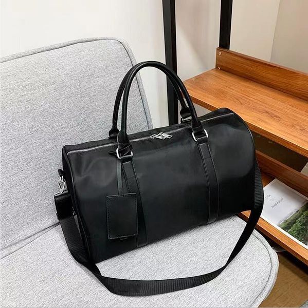 traveling bag leather designer men duffel bags suitcases luggage sport outdoor packs shoulder travel bags messenger bag totes bags high-capa
traveling bag leather designer men duffel bags suitcases luggage sport outdoor packs shoulder travel bags messenger bag totes bags high-capa